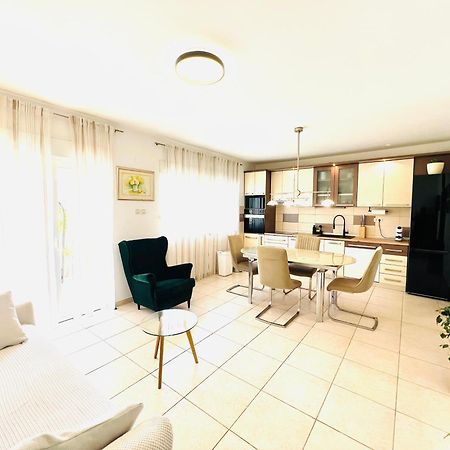 Apartment Sirius Podstrana Eksteriør bilde